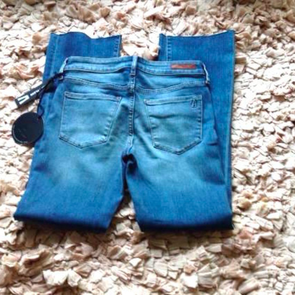 Articles Of Society London Crop Flare Jeans - Picture 8 of 8